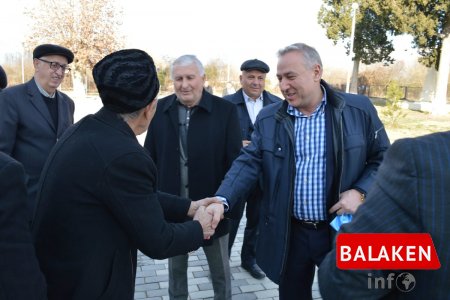 Deputatlığa namizəd Nəsib Məhəməliyev  Şərif kəndində seçicilərlə görüş keçirdi