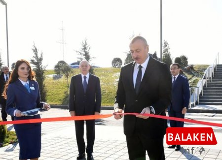 İlham Əliyev Kürdəmirdə “ASAN xidmət” mərkəzinin açılışında