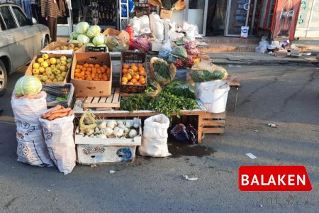 Balakəndə qanunsuz küçə ticarəti ilə məşğul olan 16 nəfər cərimələnib - FOTO