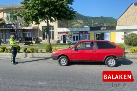 Balakəndə dayanma-durma qaydalarını pozan sürücülər cərimələnib - FOTO