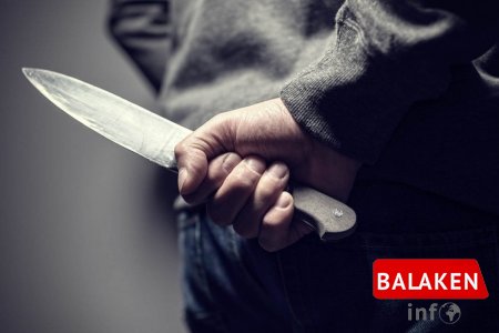 Balakəndə ər arvadını bıçaqlayıb