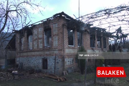 Balakəndə ev yanıb - FOTO