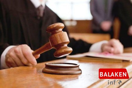 Balakəndə anasını avtomobillə vurub öldürməkdə təqsirləndirilən qadına hökm oxunub