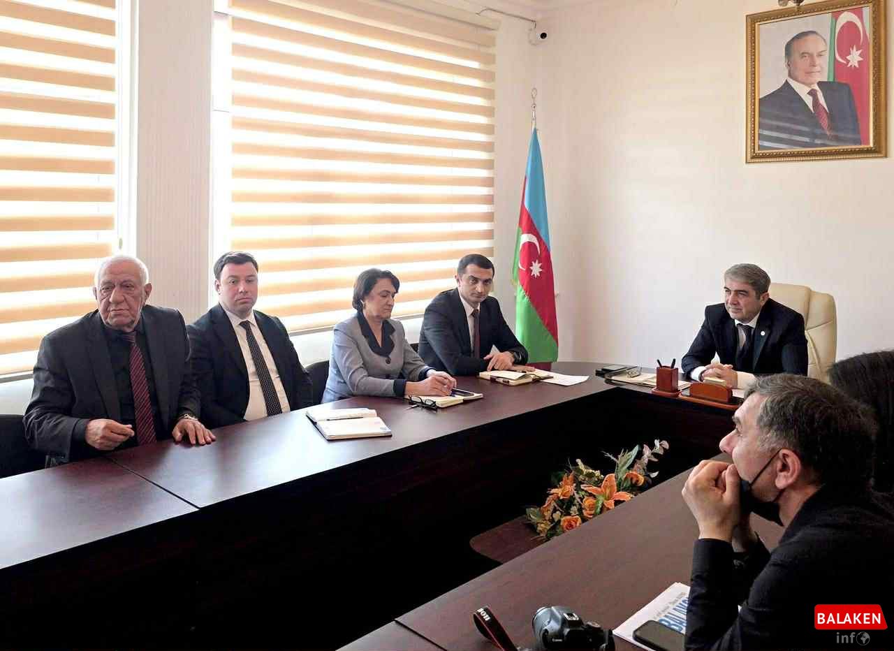 Balakən Rayon İcra Hakimiyyətinin başçısı Natiq Ağayev media nümayəndələri ilə görüş keçirib